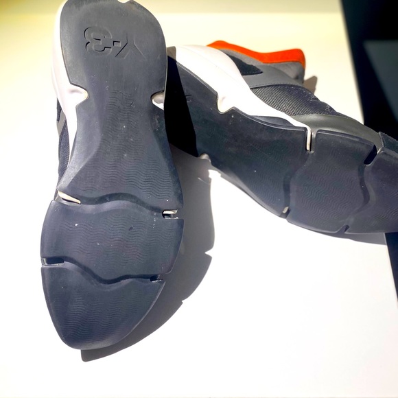 Y-3 no laces. 8.5 orange and black - Picture 6 of 7